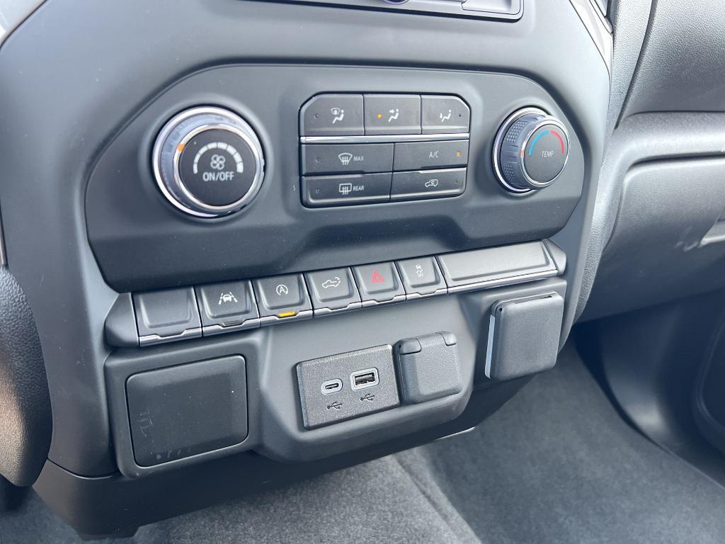 new 2025 Chevrolet Silverado 1500 car, priced at $44,551