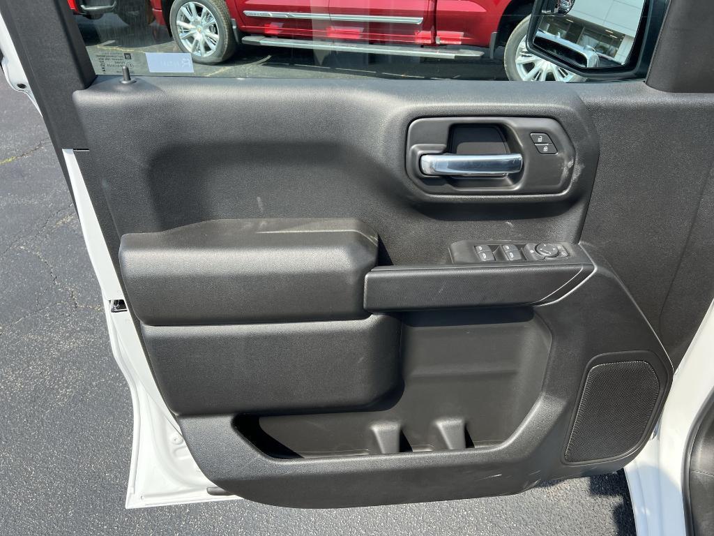 new 2025 Chevrolet Silverado 1500 car, priced at $44,551