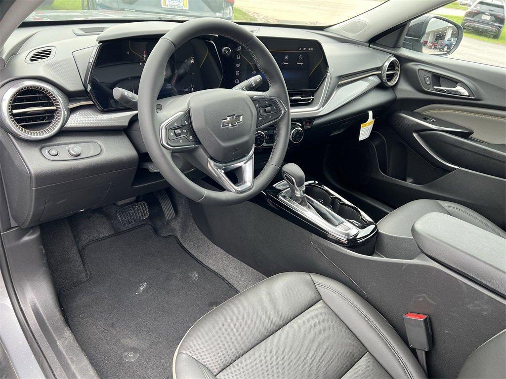 new 2025 Chevrolet Trax car, priced at $25,191