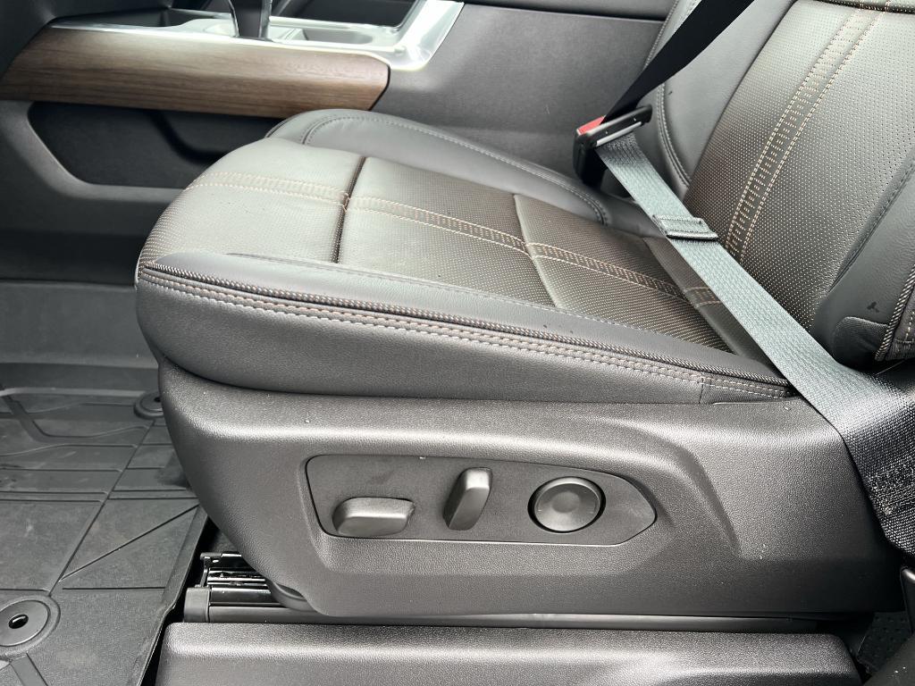 new 2025 Chevrolet Silverado 1500 car, priced at $72,997