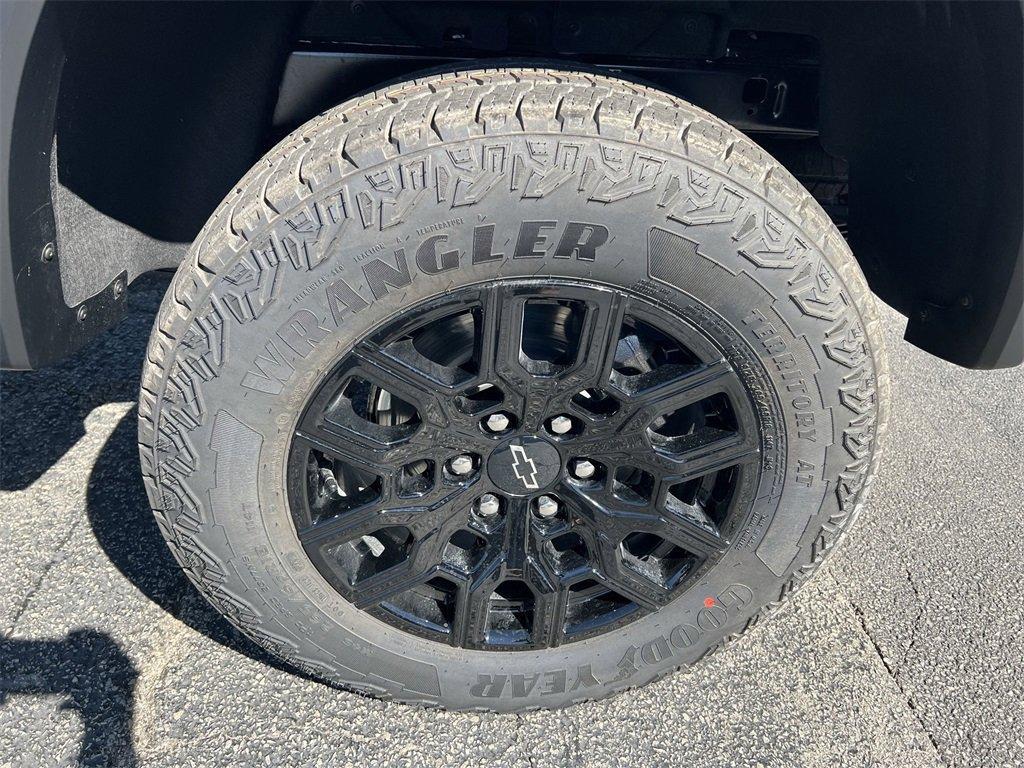 new 2026 Chevrolet Colorado car, priced at $40,070