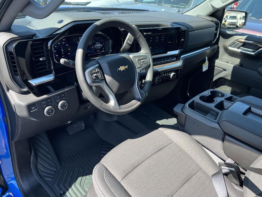 new 2025 Chevrolet Silverado 1500 car, priced at $55,549