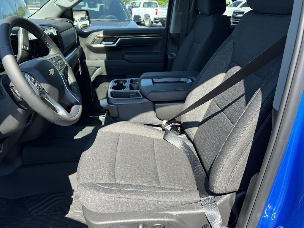 new 2025 Chevrolet Silverado 1500 car, priced at $55,549