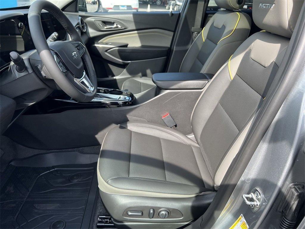 new 2025 Chevrolet Trax car, priced at $26,750