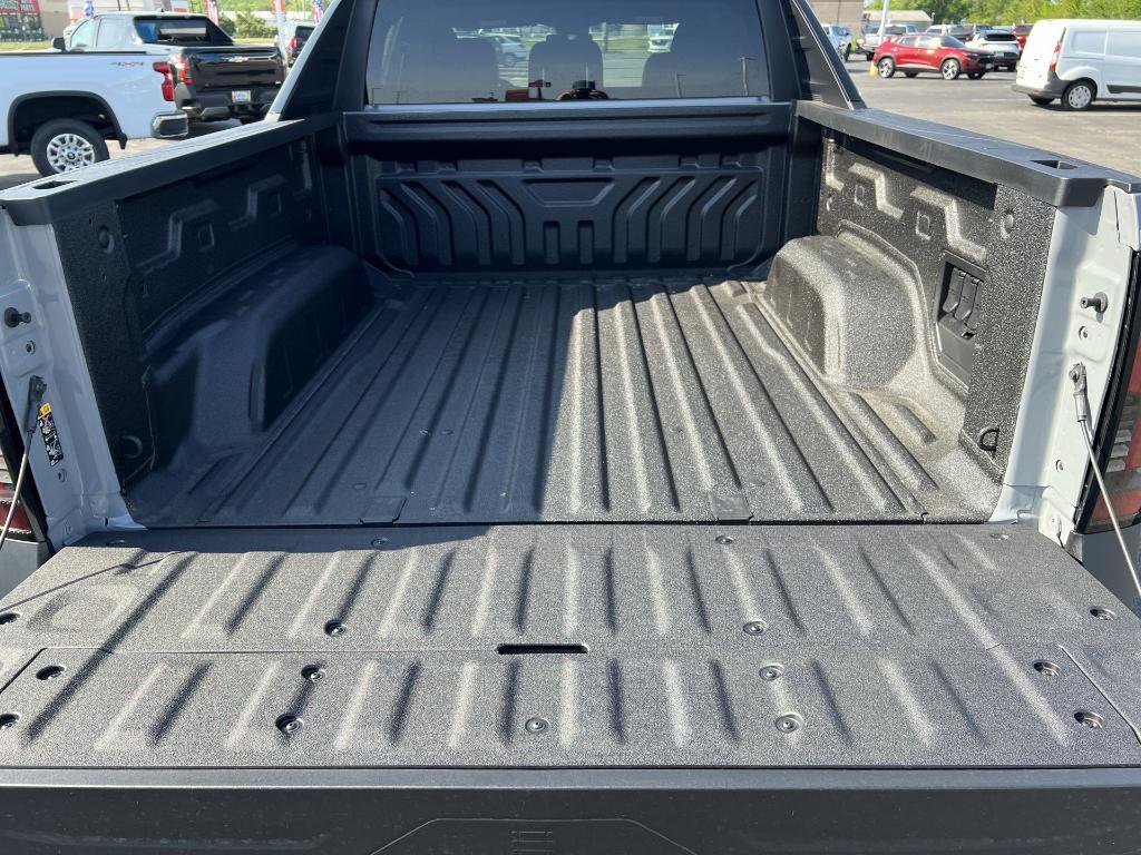 new 2025 Chevrolet Silverado EV car, priced at $70,181