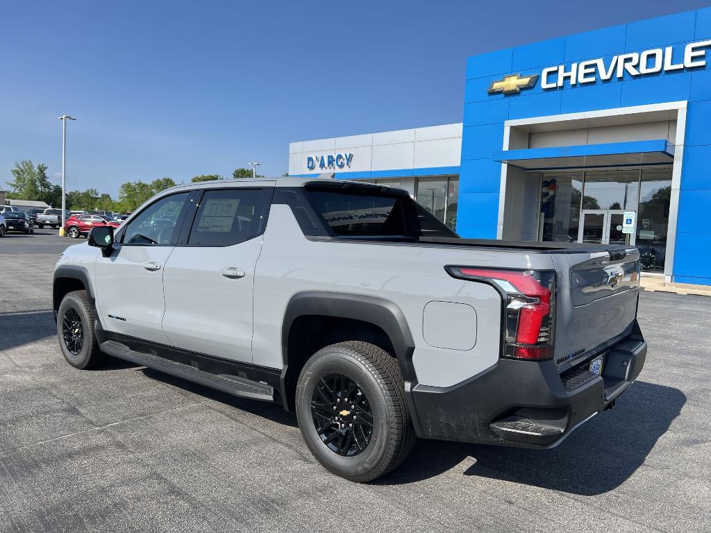 new 2025 Chevrolet Silverado EV car, priced at $70,181