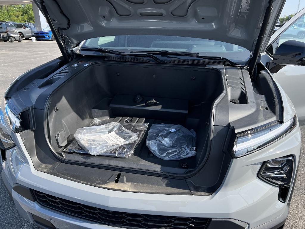 new 2025 Chevrolet Silverado EV car, priced at $70,181