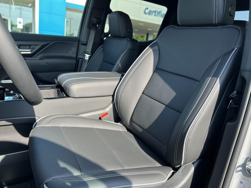 new 2025 Chevrolet Silverado EV car, priced at $70,181