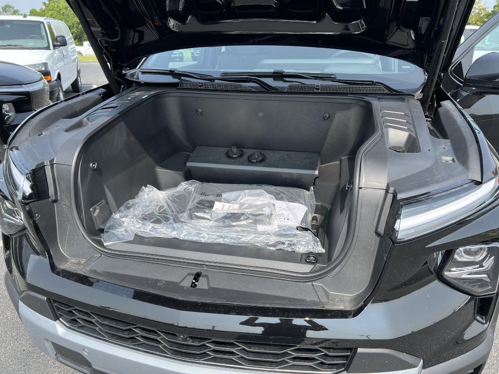 new 2025 Chevrolet Silverado EV car, priced at $72,106