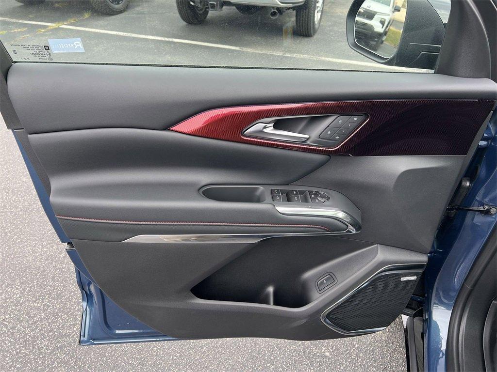 new 2026 Chevrolet Traverse car, priced at $59,220