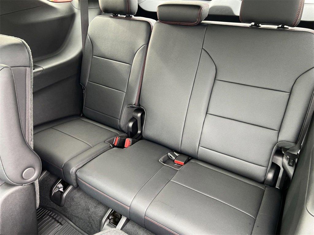 new 2026 Chevrolet Traverse car, priced at $59,220