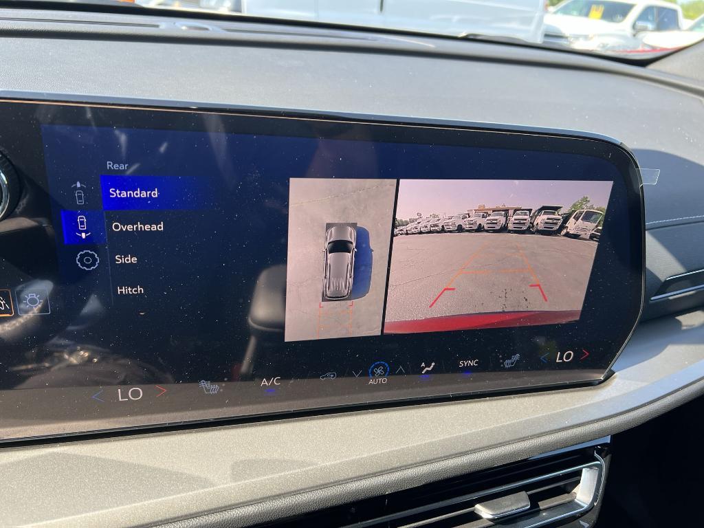 new 2025 Chevrolet Traverse car, priced at $43,881