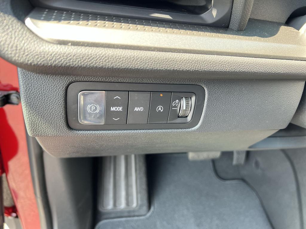 new 2025 Chevrolet Traverse car, priced at $43,881