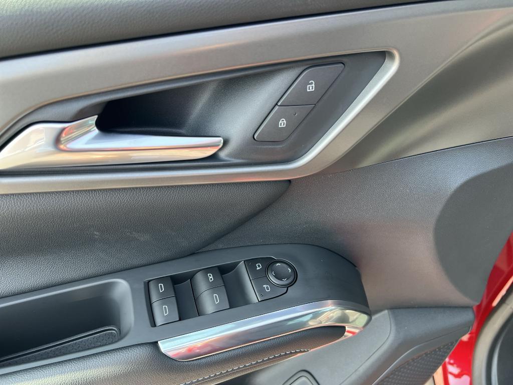 new 2025 Chevrolet Traverse car, priced at $43,881