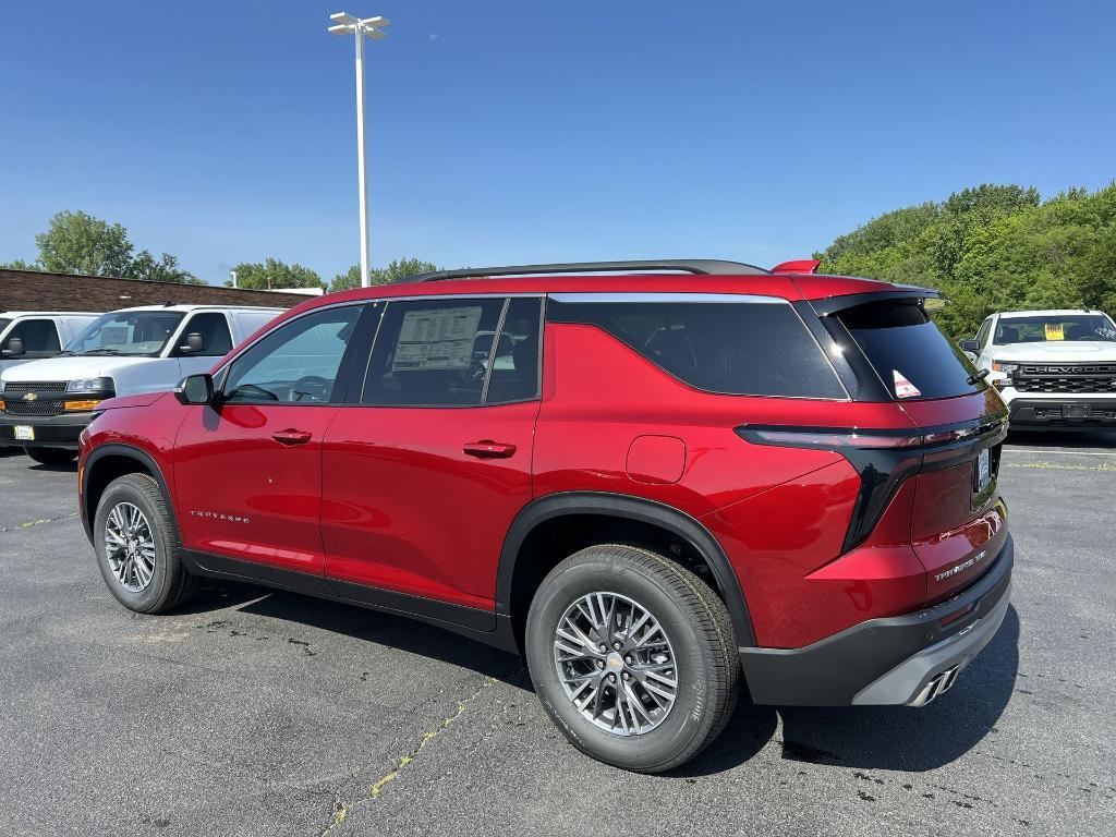 new 2025 Chevrolet Traverse car, priced at $43,881
