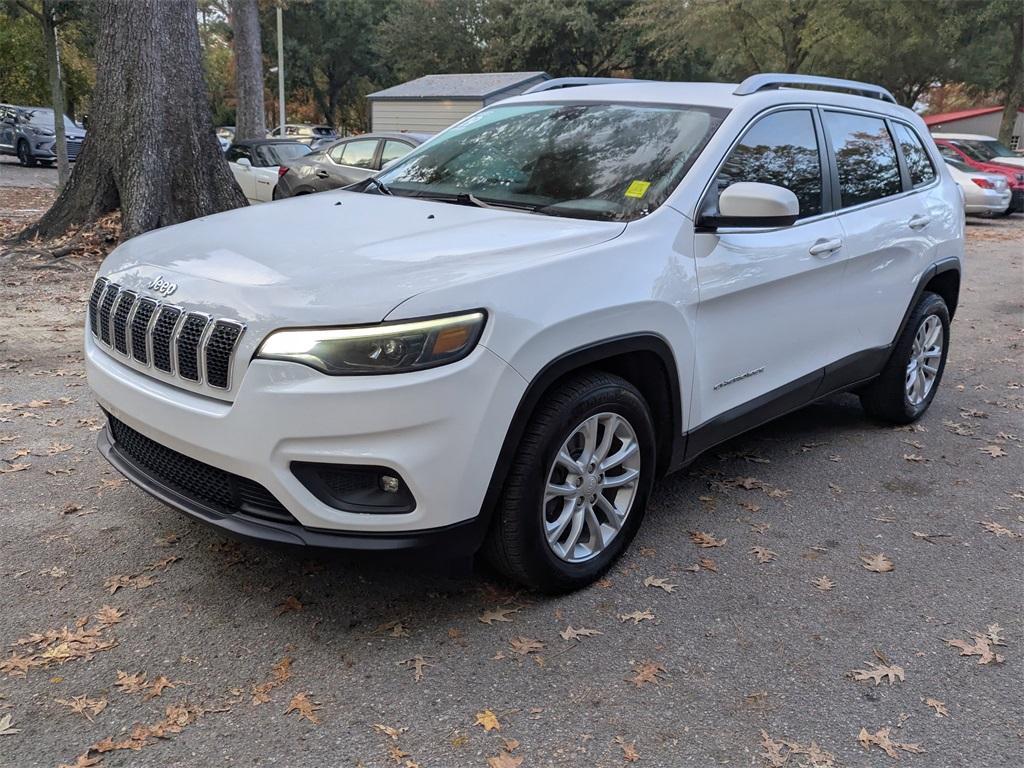 used 2019 Jeep Cherokee car, priced at $11,491