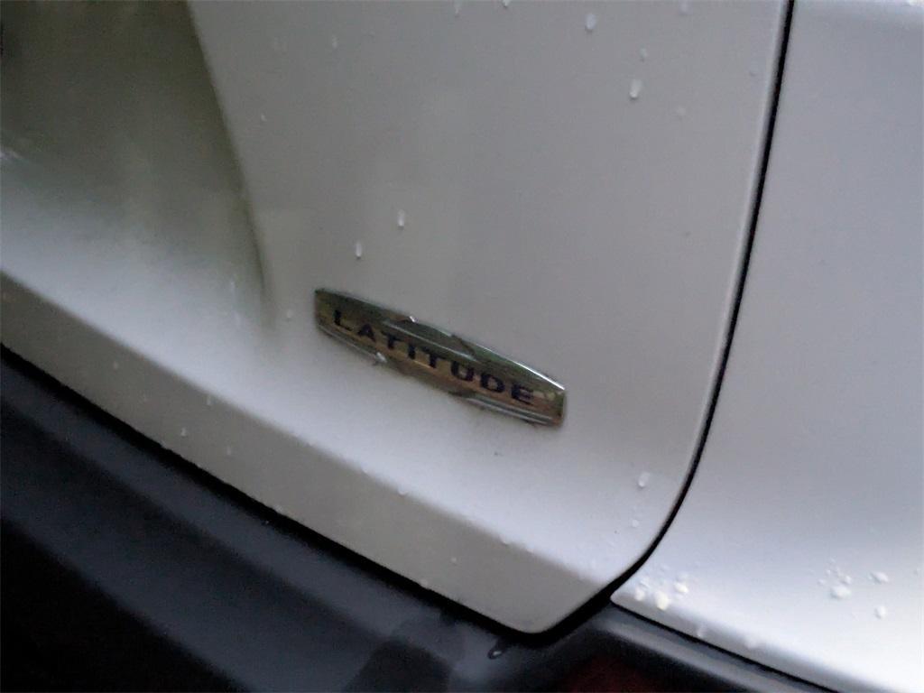 used 2019 Jeep Cherokee car, priced at $12,691