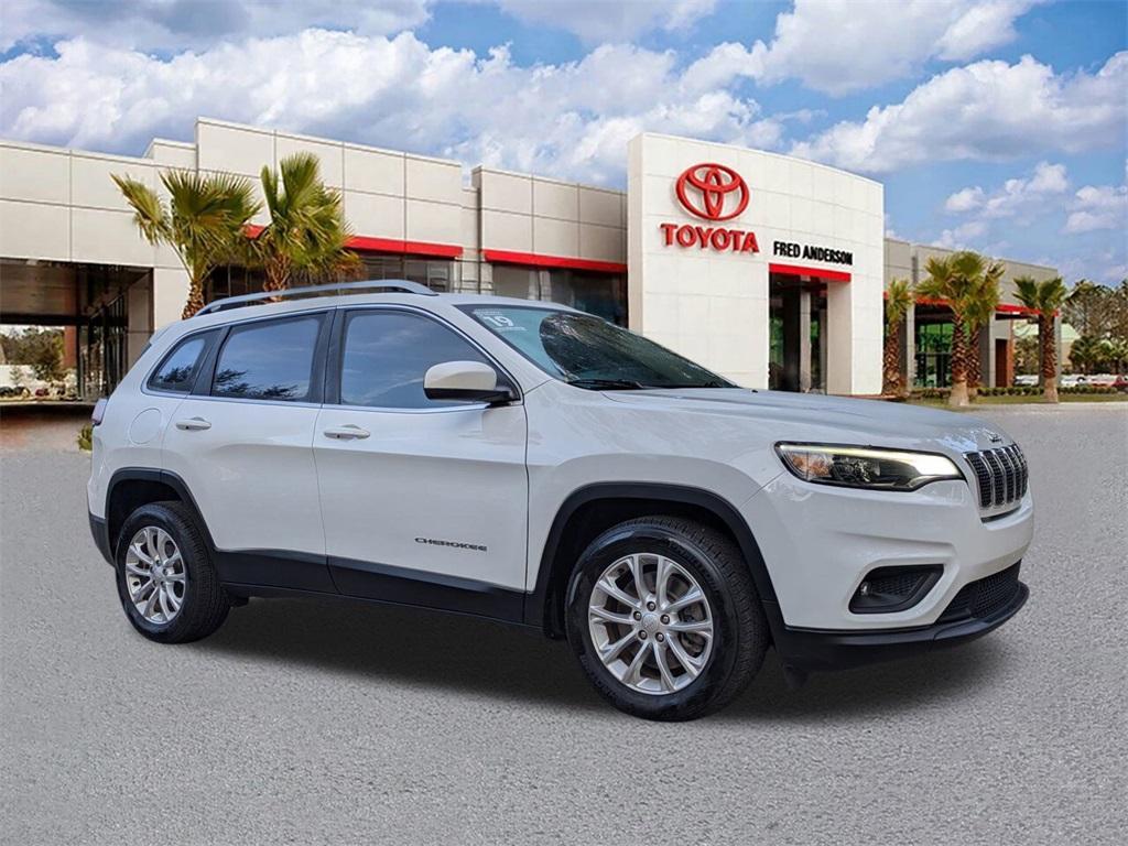 used 2019 Jeep Cherokee car, priced at $11,491