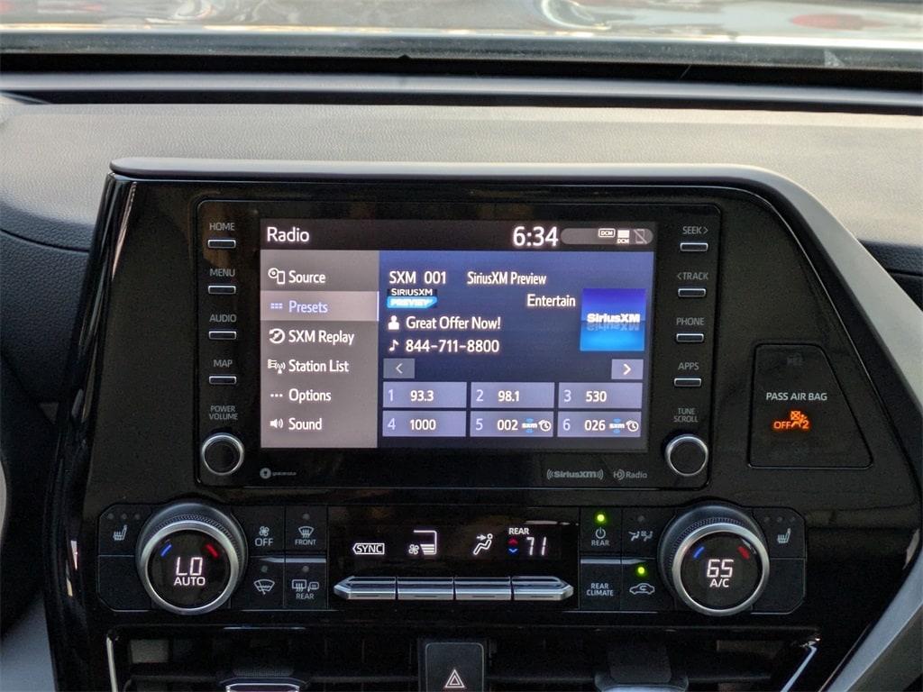 used 2022 Toyota Highlander car, priced at $37,831