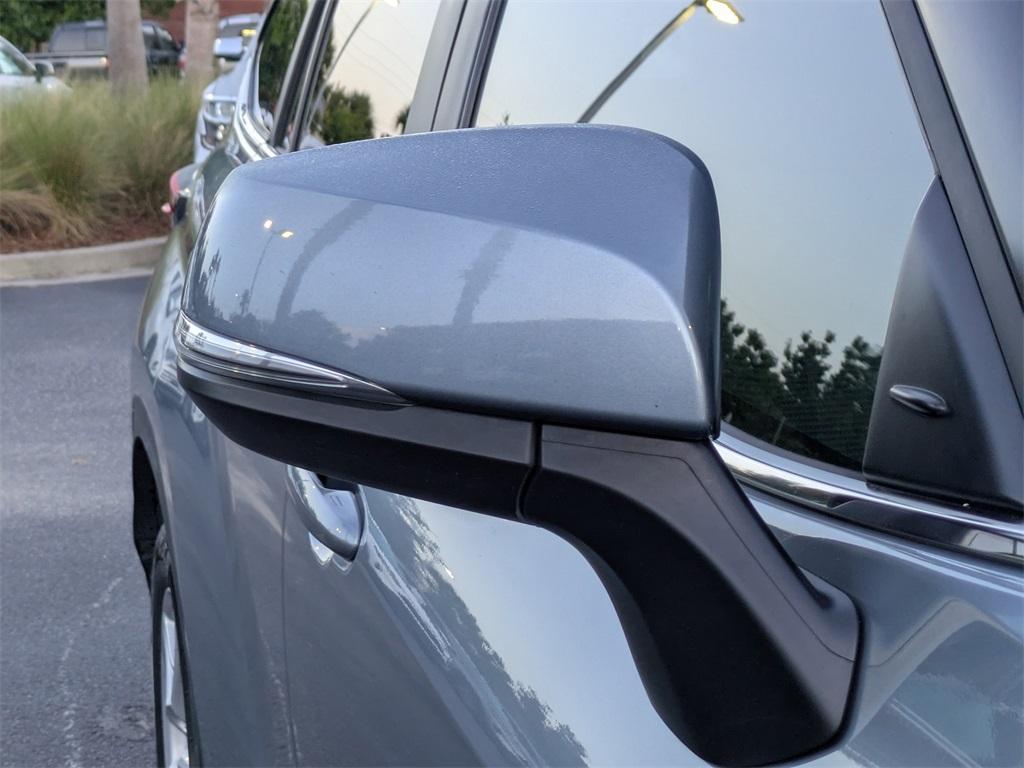 used 2024 Toyota Highlander car, priced at $40,531