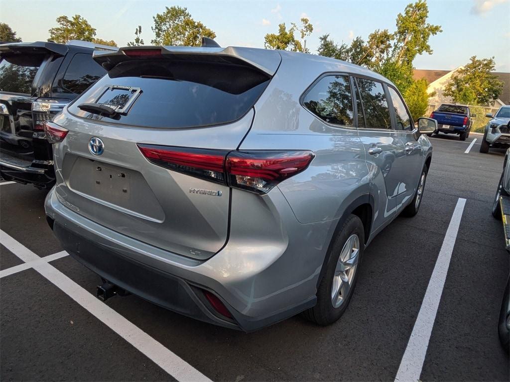 used 2023 Toyota Highlander Hybrid car, priced at $36,231