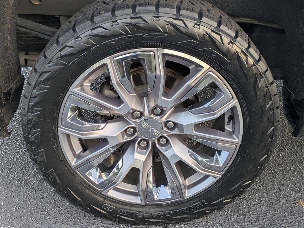 used 2022 GMC Sierra 1500 car, priced at $45,491