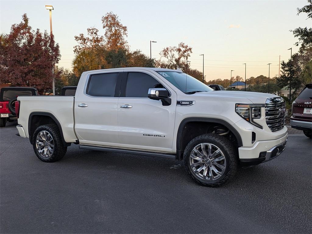 used 2022 GMC Sierra 1500 car, priced at $45,491