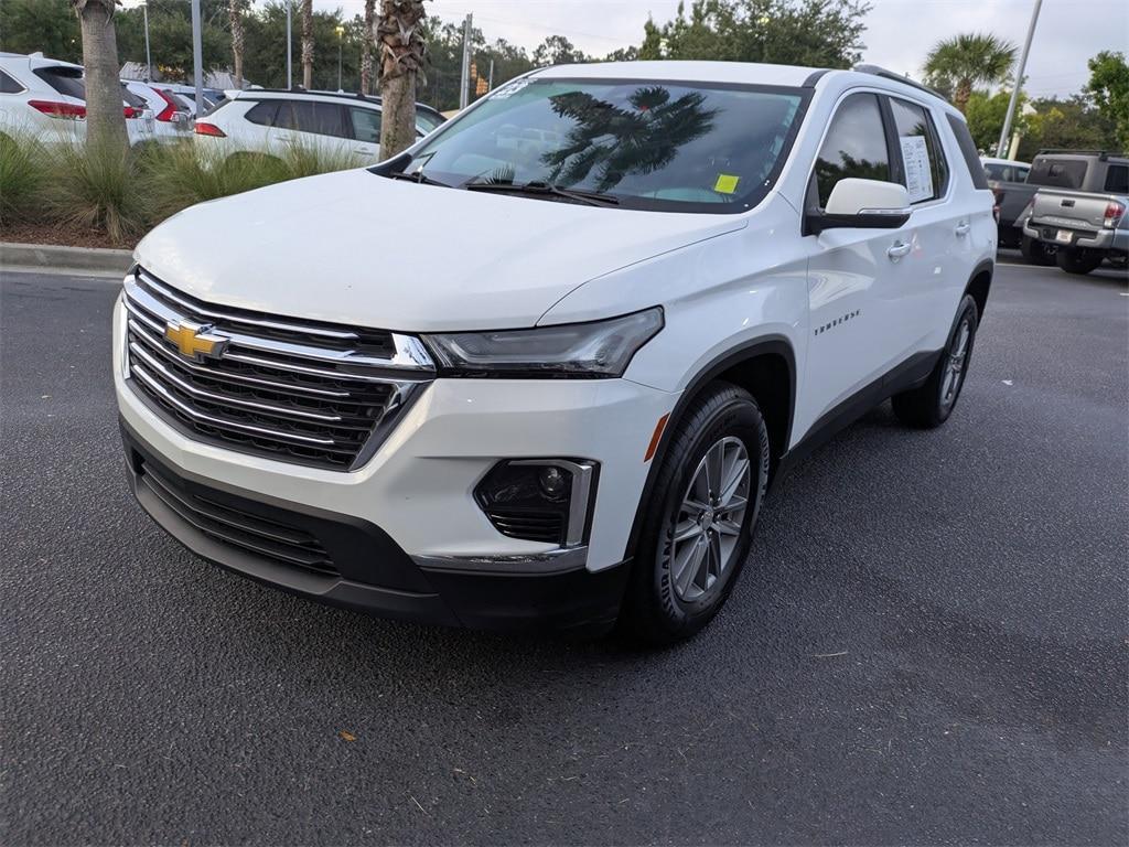 used 2023 Chevrolet Traverse car, priced at $32,531