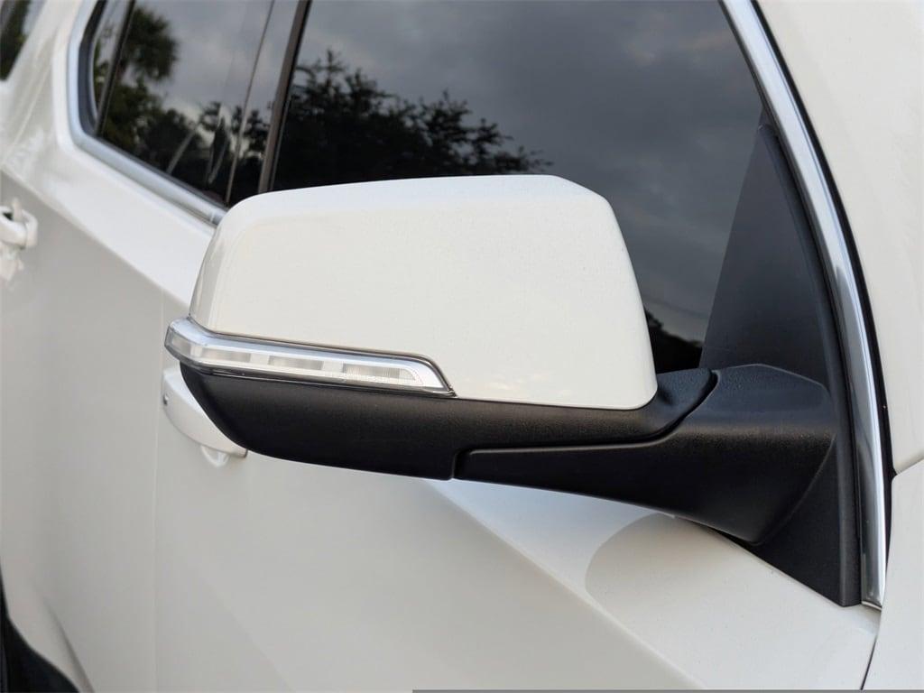 used 2023 Chevrolet Traverse car, priced at $32,531