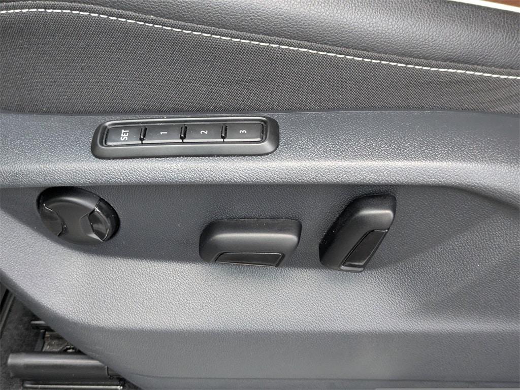 used 2022 Volkswagen Tiguan car, priced at $27,231