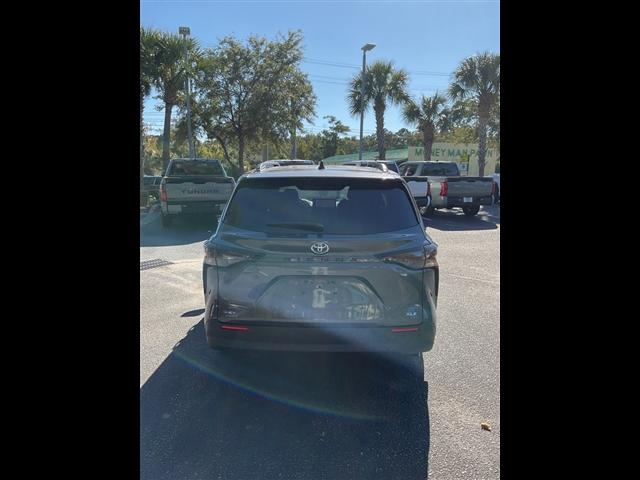 new 2025 Toyota Sienna car