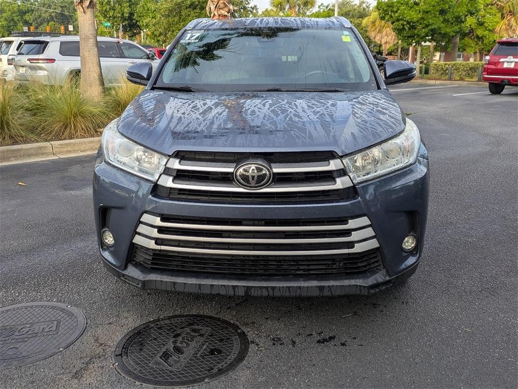 used 2017 Toyota Highlander car, priced at $19,531