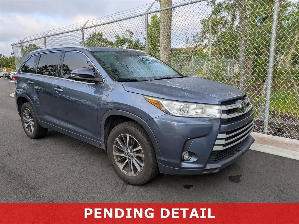 used 2017 Toyota Highlander car, priced at $21,331