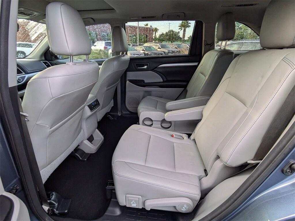 used 2017 Toyota Highlander car, priced at $19,531