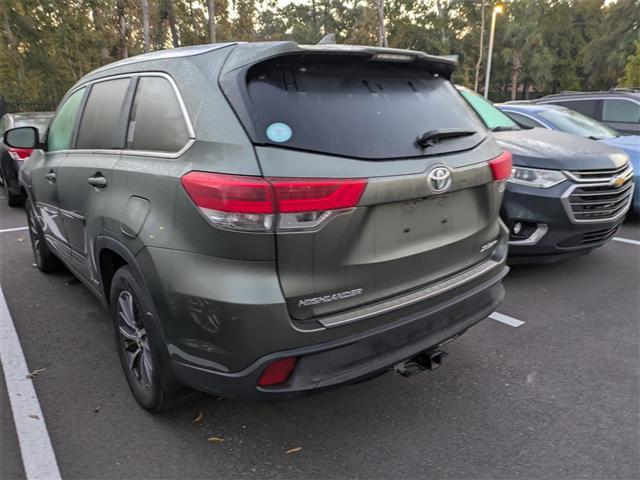 used 2018 Toyota Highlander car, priced at $22,291