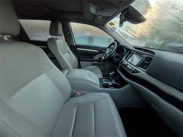 used 2018 Toyota Highlander car, priced at $22,291