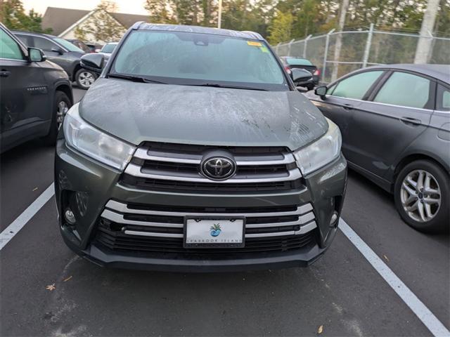 used 2018 Toyota Highlander car, priced at $22,291