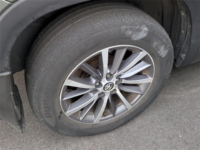 used 2018 Toyota Highlander car, priced at $22,291