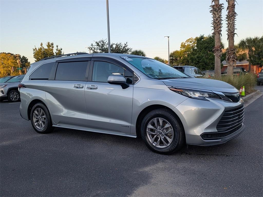 used 2021 Toyota Sienna car, priced at $27,131