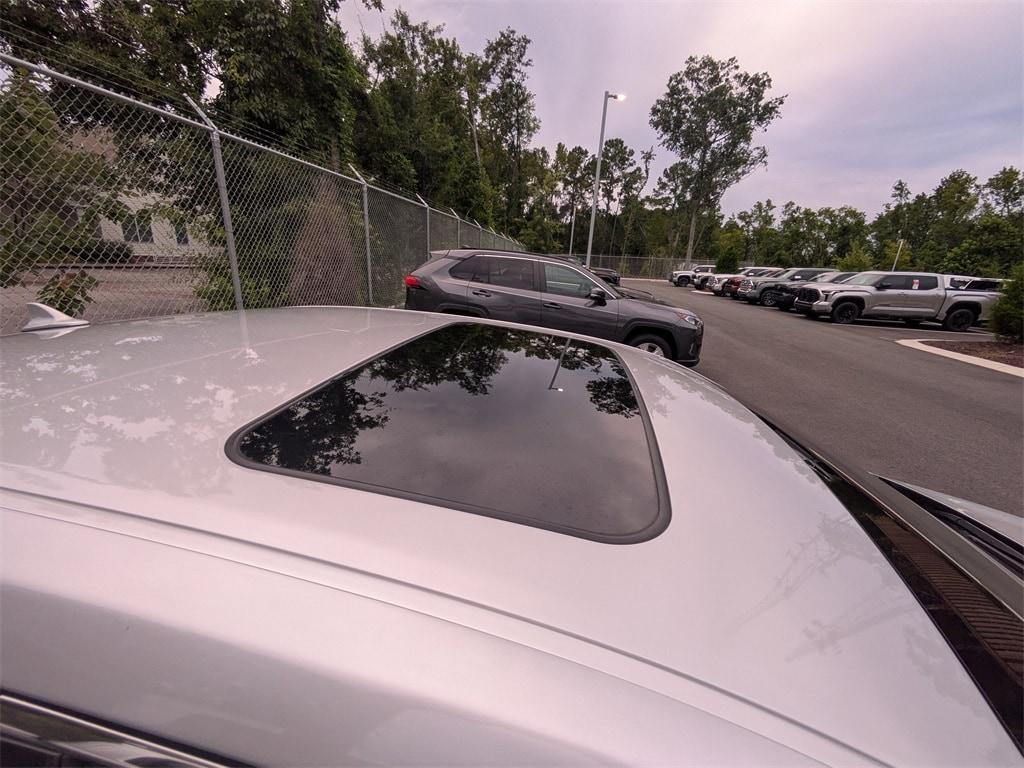 used 2013 Toyota Avalon Hybrid car, priced at $10,831