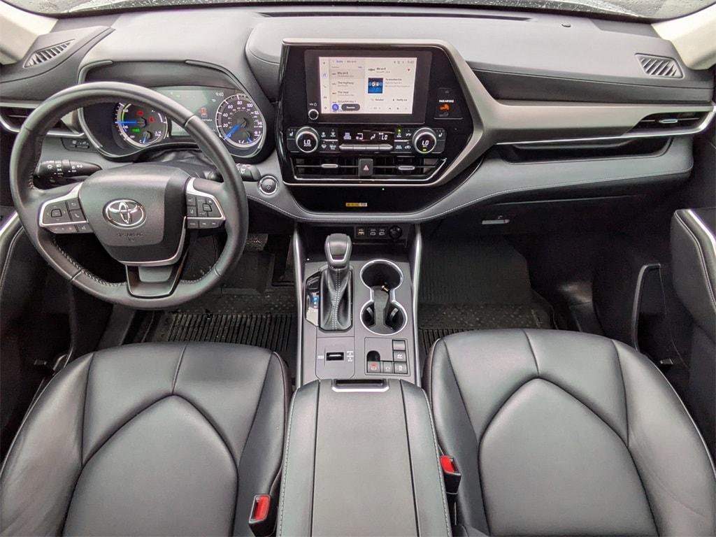 used 2023 Toyota Highlander Hybrid car, priced at $43,731
