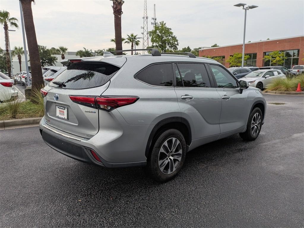 used 2023 Toyota Highlander Hybrid car, priced at $43,731