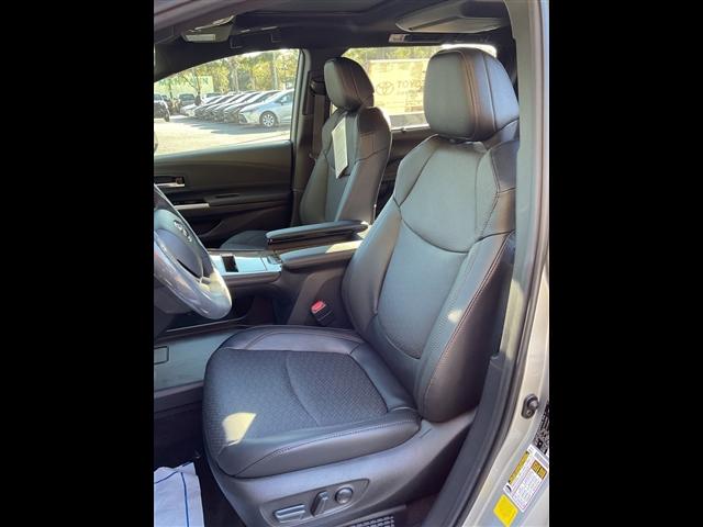 new 2025 Toyota Sienna car