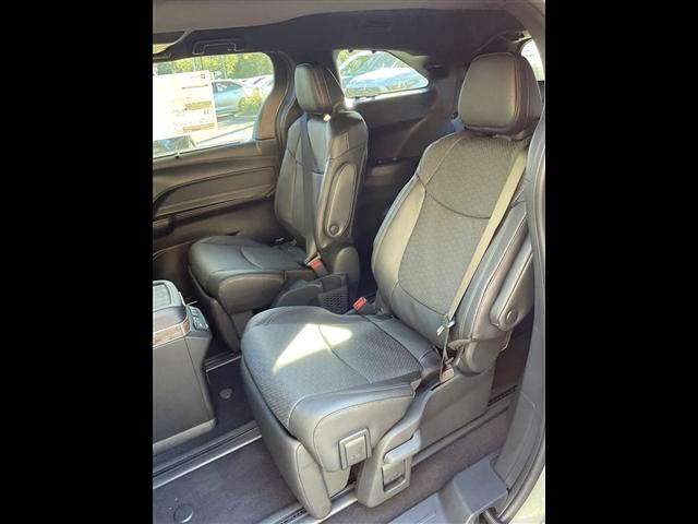 new 2025 Toyota Sienna car
