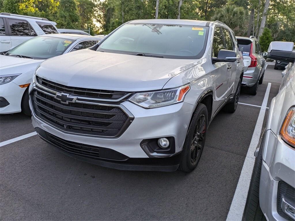 used 2020 Chevrolet Traverse car, priced at $28,031
