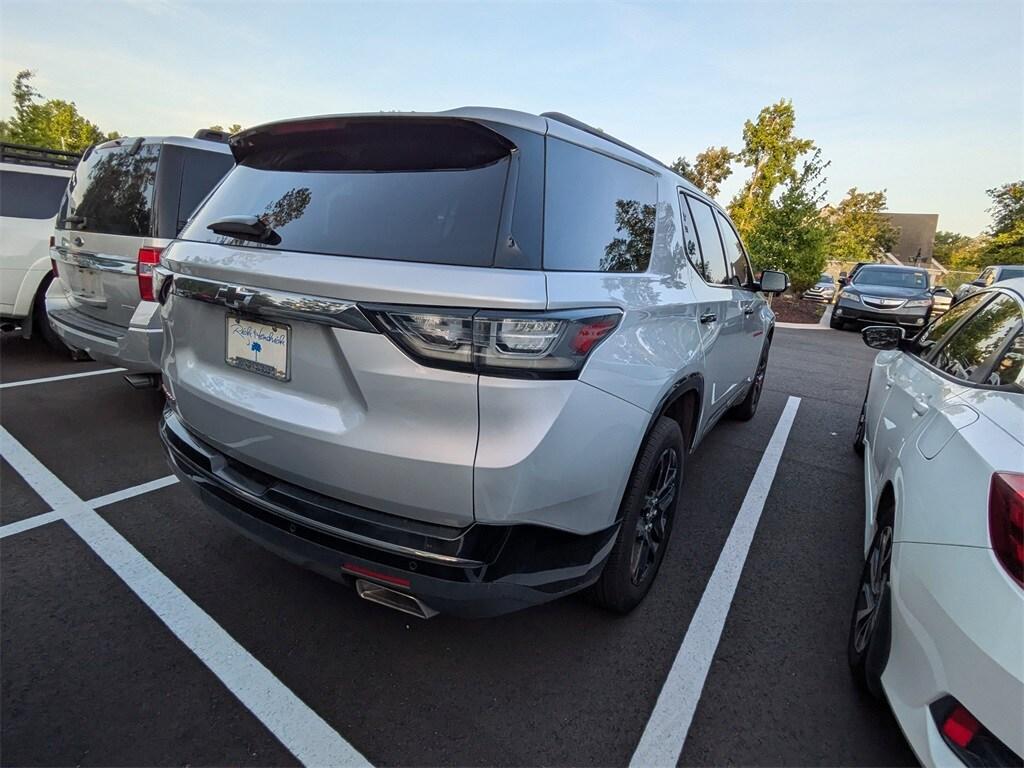 used 2020 Chevrolet Traverse car, priced at $28,031