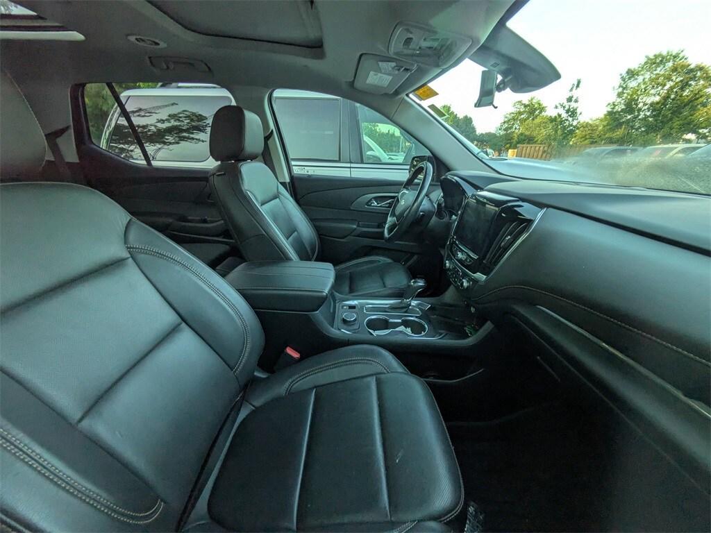 used 2020 Chevrolet Traverse car, priced at $28,031