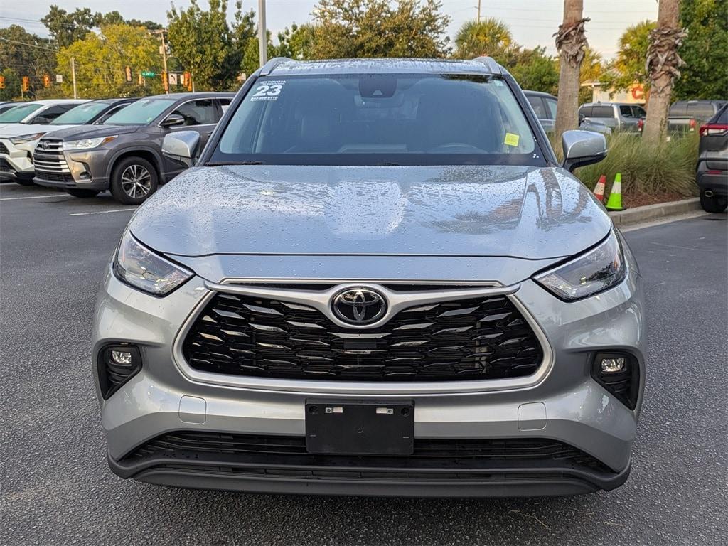 used 2023 Toyota Highlander car, priced at $38,331