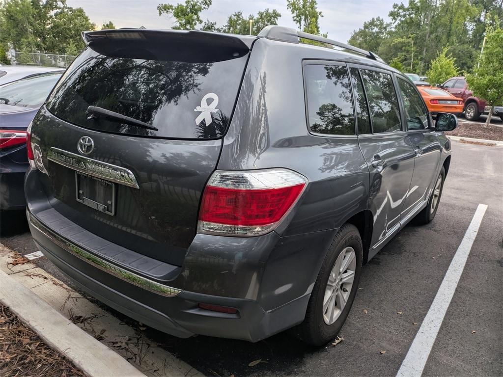 used 2012 Toyota Highlander car, priced at $12,431