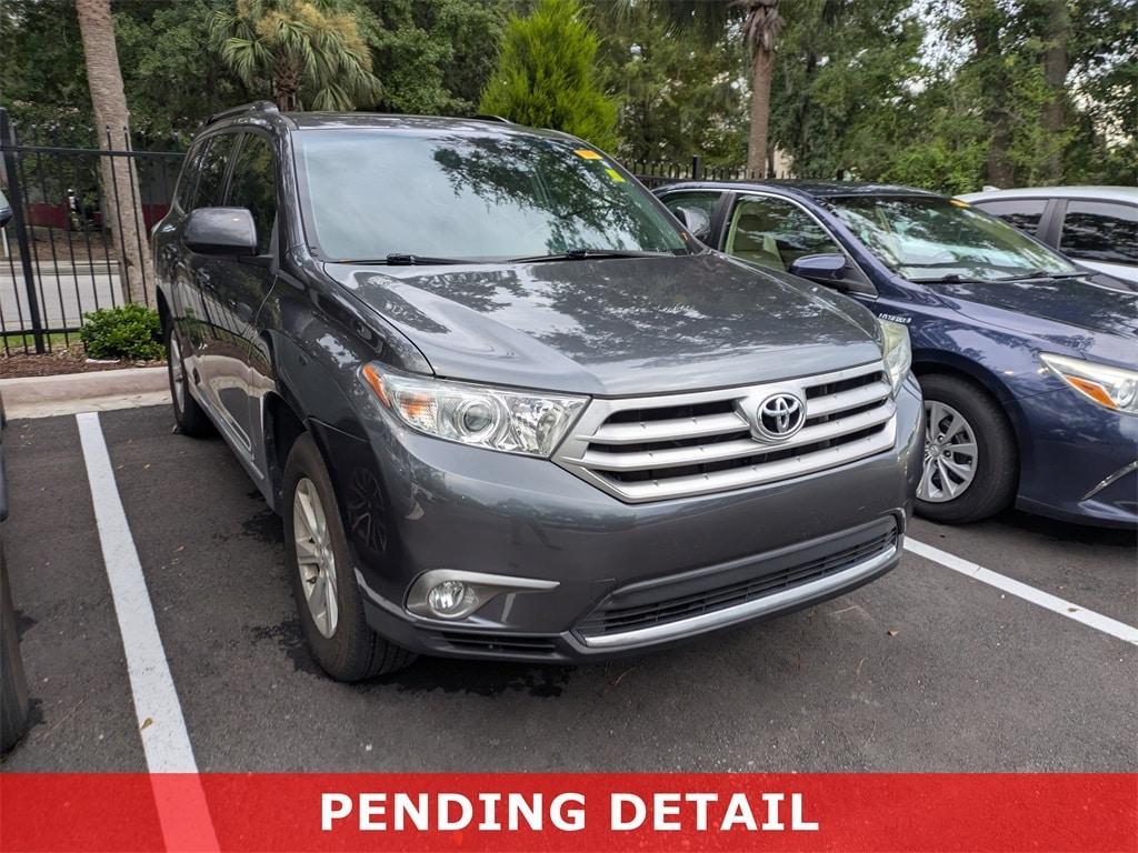 used 2012 Toyota Highlander car, priced at $12,431